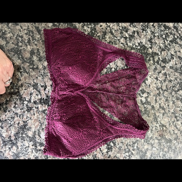 Victoria Secret bralette - Picture 1 of 3